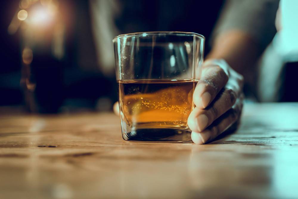 Podwójna osobowość alkoholika i wyzwania terapeutyczne